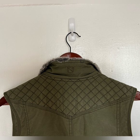 Noble Outfitters Women's Canvas Vest - Picture 6 of 16